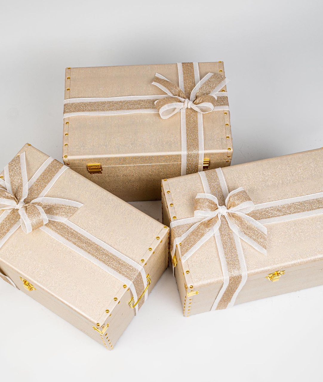 Gilded Elegance - Image 2