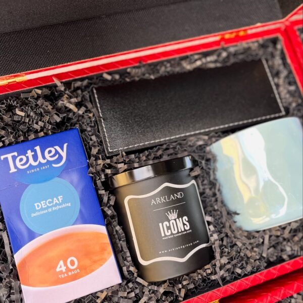 The Signature Desk Set