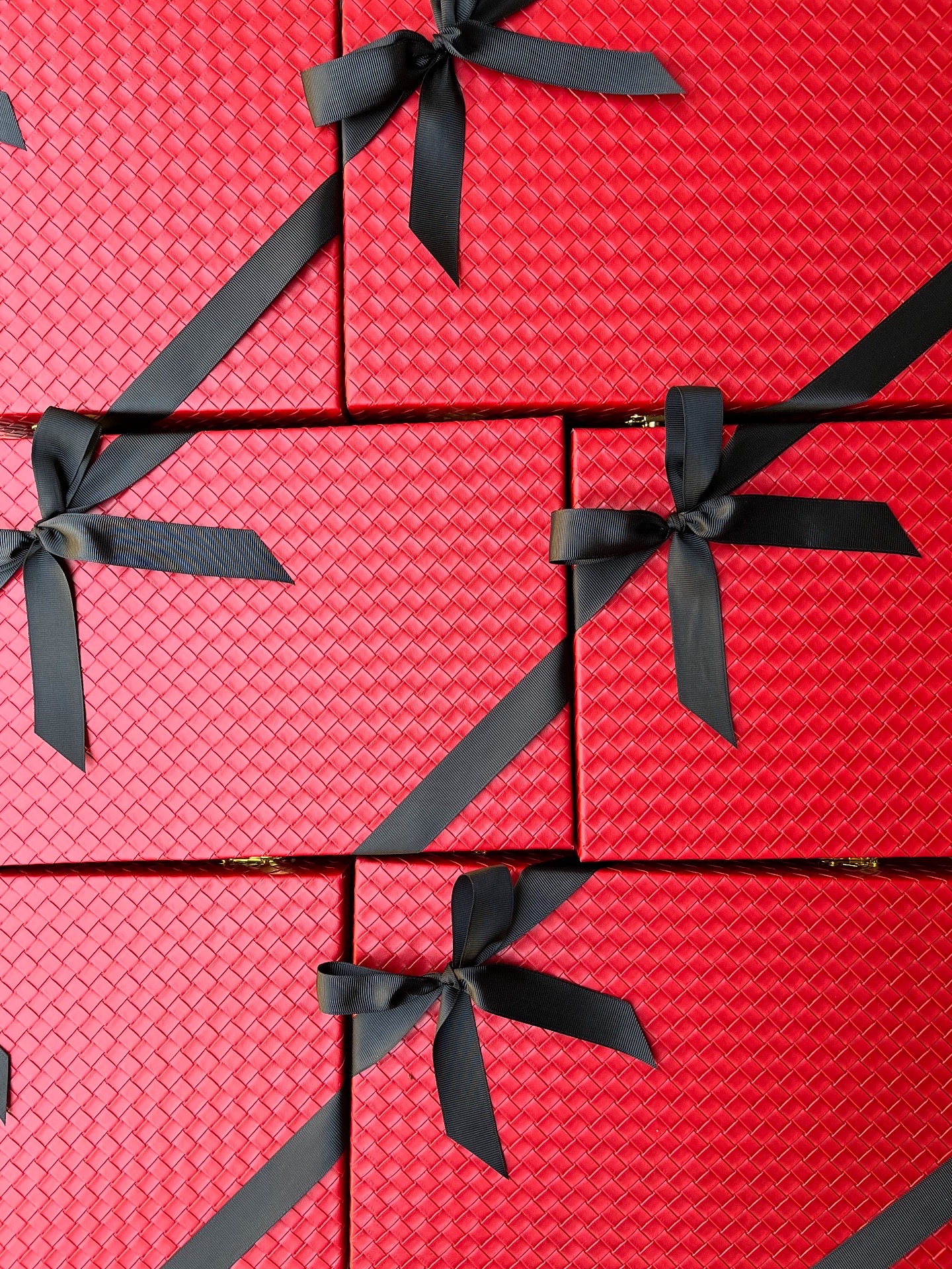 The Signature Desk Set - Image 4